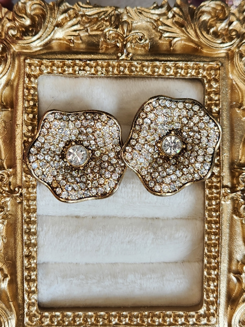 J. Crew Vintage Gold Crystal Floral Pave Stud Earrings Good Condition.